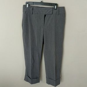 Apt 9 Soft Grey Cuffed Capris